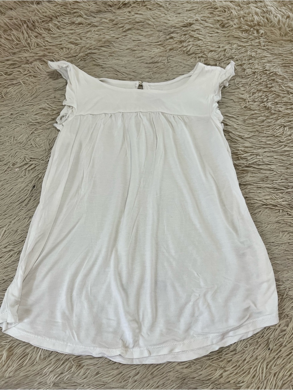 Women’s White Short-Sleeve Cap Top with Gathered Yoke
